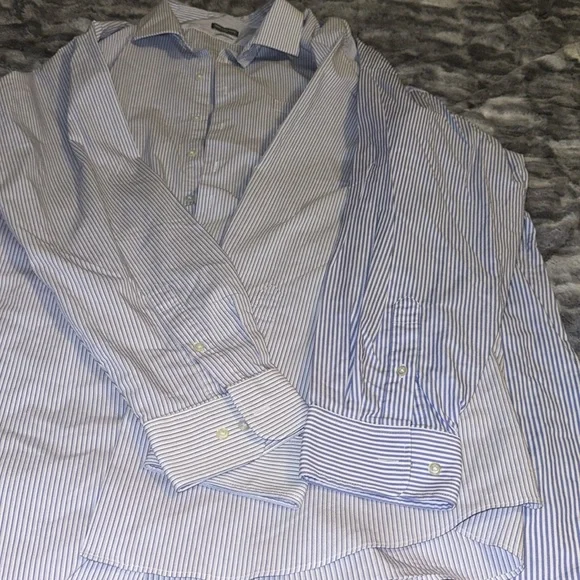 2 Van Heusen Flex Collar Tall 19 dress shirts blue & white - Picture 7 of 7